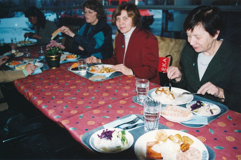 Tartu Linnamuuseumi töötajate õppereis Helsingisse. November 2002