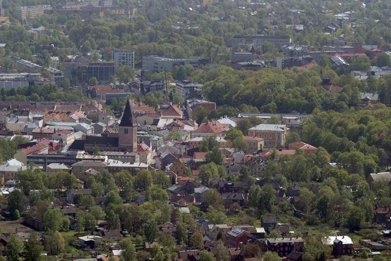 Aerofoto. Vanalinn; Jaani kirik. Tartu, 2005.