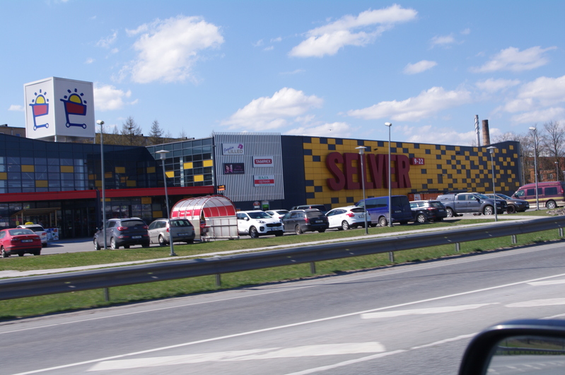 Digifoto.  Selveri kauplus Räni linnaosas, Tartus. 2019