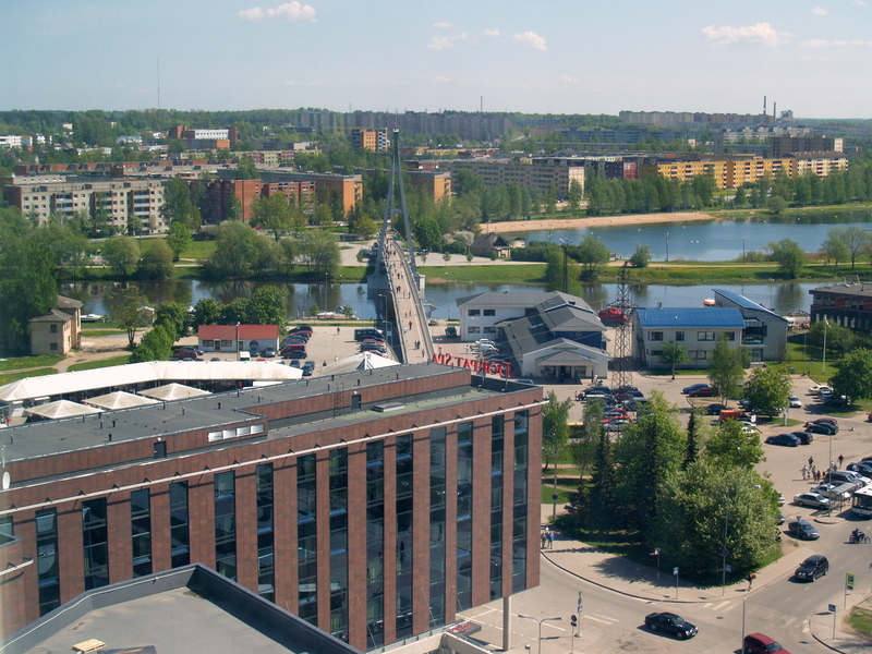 Ees hotell Dorpat, taga Turusild ja Annelinn, Tartu, 2008