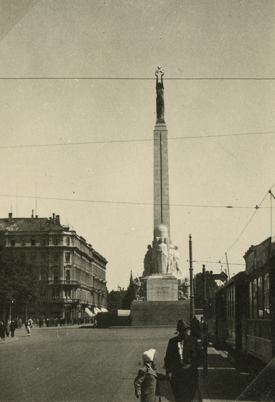 Foto. Tartu Akadeemiline Meeskoor välisreisil 1926-1939.