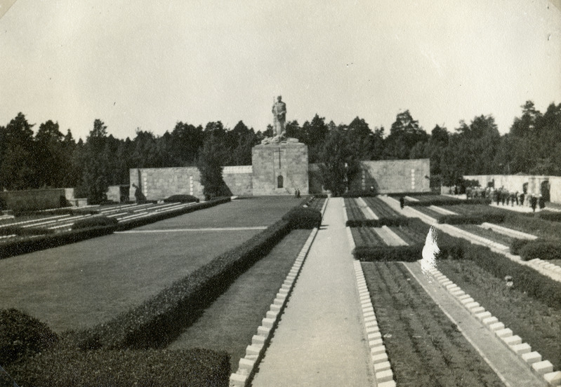 Foto. Tartu Akadeemiline Meeskoor välisreisil 1926-1939.