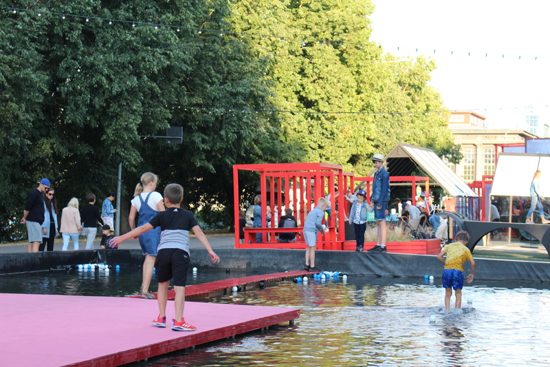 Digifoto. Linnaruumi muutumine. Tartu, 2021.