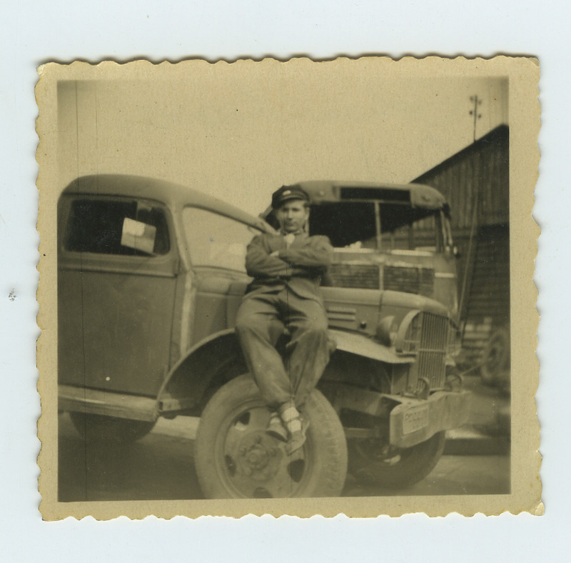 Foto, Tartu Autode Remondi Katsetehas, töökeskkond 1949 a.