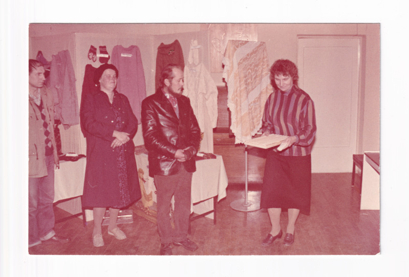 Tartu Ehitusmaterjalide Tehas (TET), töötajate käsitöönäitus. 1980-1985