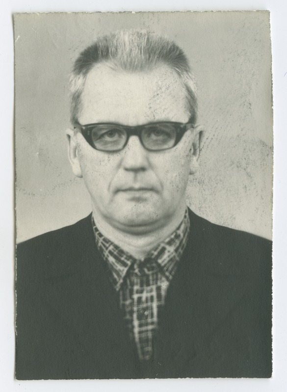 Peeter Larin, TPI NLKP ajaloo kateedri professor, ajaloodoktor, portree, 1971.a.