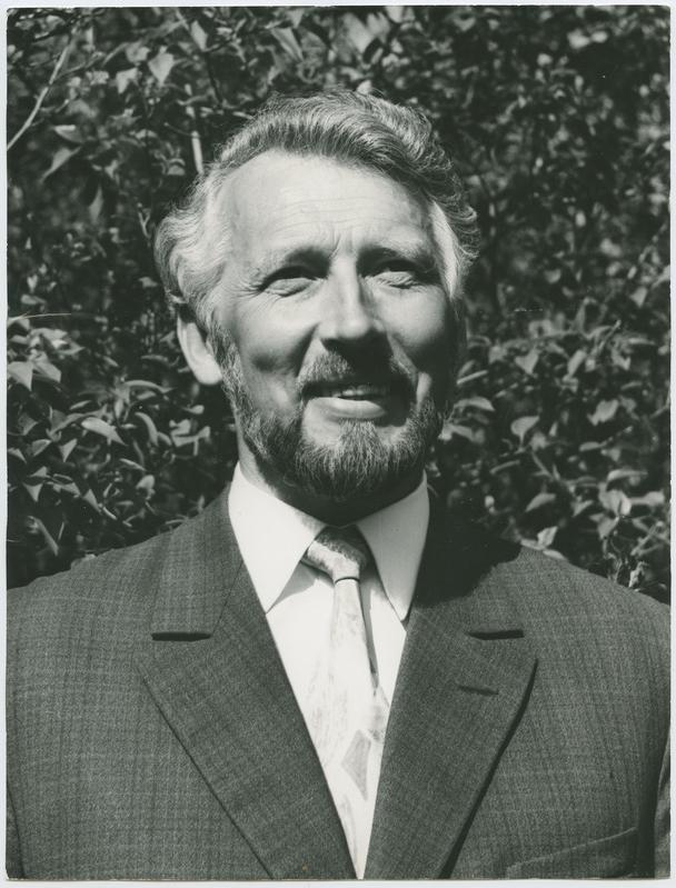 Raoul Üksvärav, TPI majandusteaduskonna dotsent, professor, majandusdoktor, kevad 1975.a.