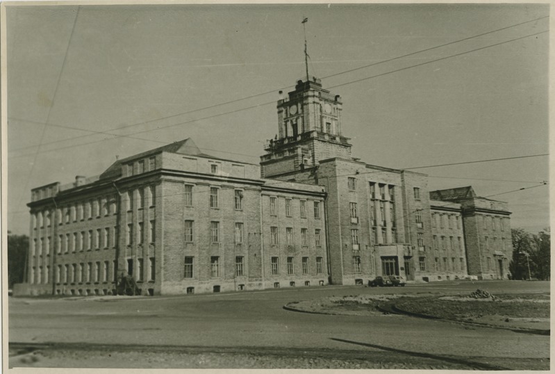 TPI peahoone Koplis, 1948.-1949.a., (1960.a.?) Foto peegelpildis