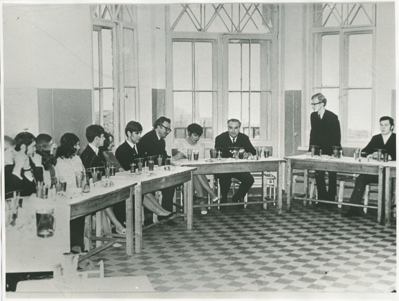 TPI majandusteaduskonna õppejõudude kohtumine üliõpilasaktiiviga, kohtumist juhib F. Undusk, 9.apr. 1971.a.