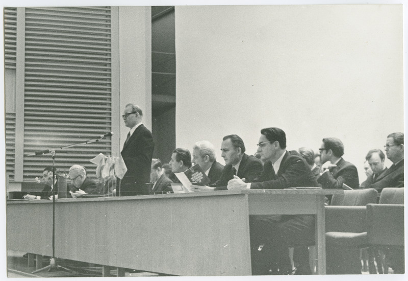 Üleliiduline konverents TPI-s, laval presiidium, 1970.  aastad, foto: P. Raukas