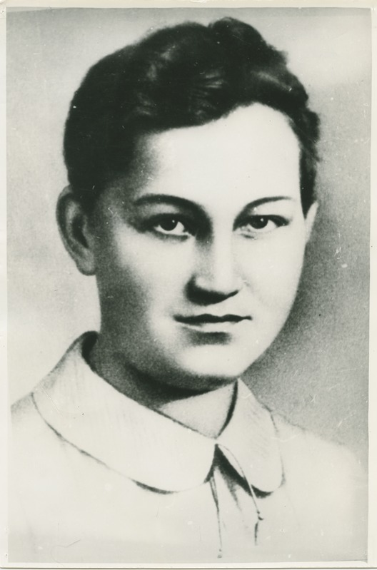 Zoja Kosmodemjanskaja, Nõukogude Liidu kangelane, hukati sakslaste poolt 1941.a., portree