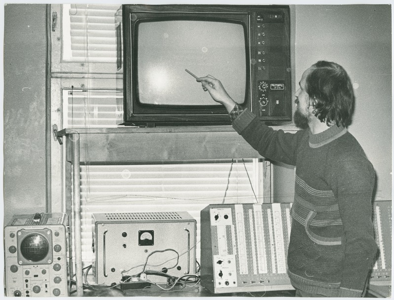 TPI raadiotehnika kateedri telemehaanika laboratooriumis, 1980. aastate lõpp