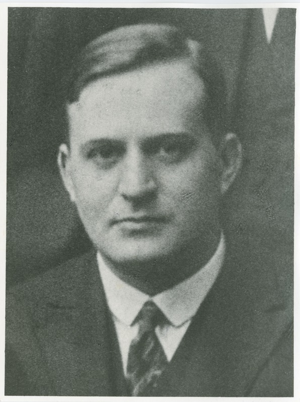 Endel Türna, õppejõud Tallinna Tehnikumis 1920.-1931.a. ja Tallinna Tehnikaüilkoolis 1938.-1940.a., foto aastast 1928