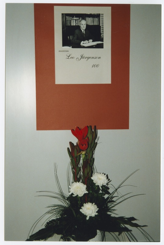 Näituse "Leo Jürgenson 100" avamine, näituse plakat fotoga,  18.jaan. 2001.a.