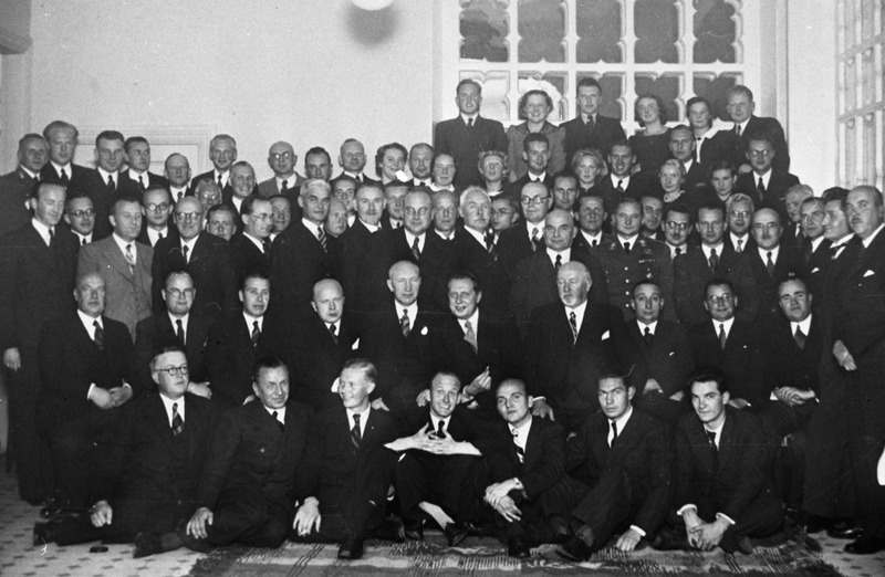 Tallinna Tehnikaülikooli õppejõudude 2. aastapäeva ballil grupipilt, 1938.a.