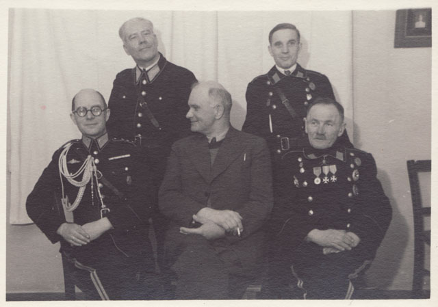 Tuletõrjujate grupifoto