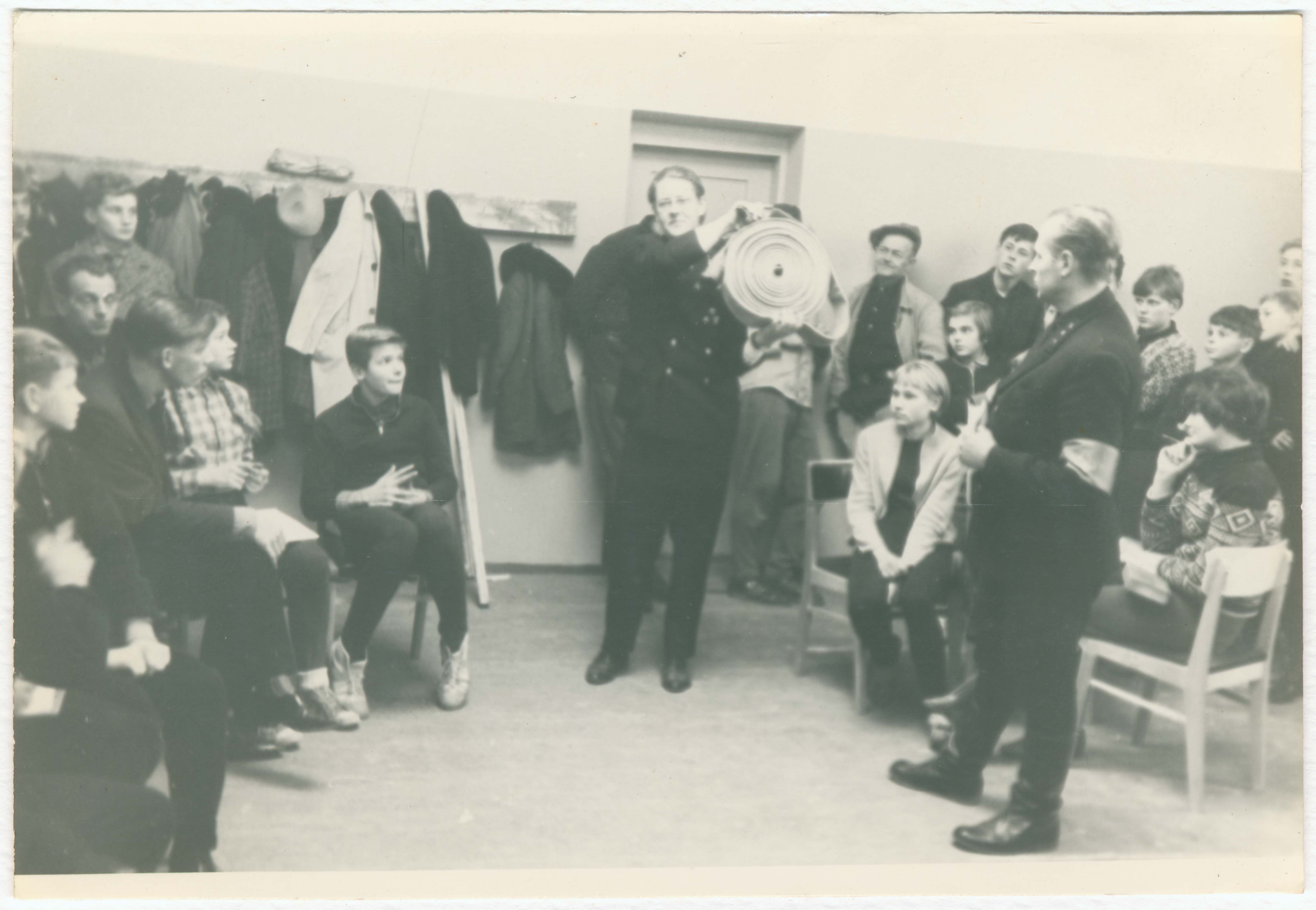 Voolikrulli lahtiviskamise demonstreerimine