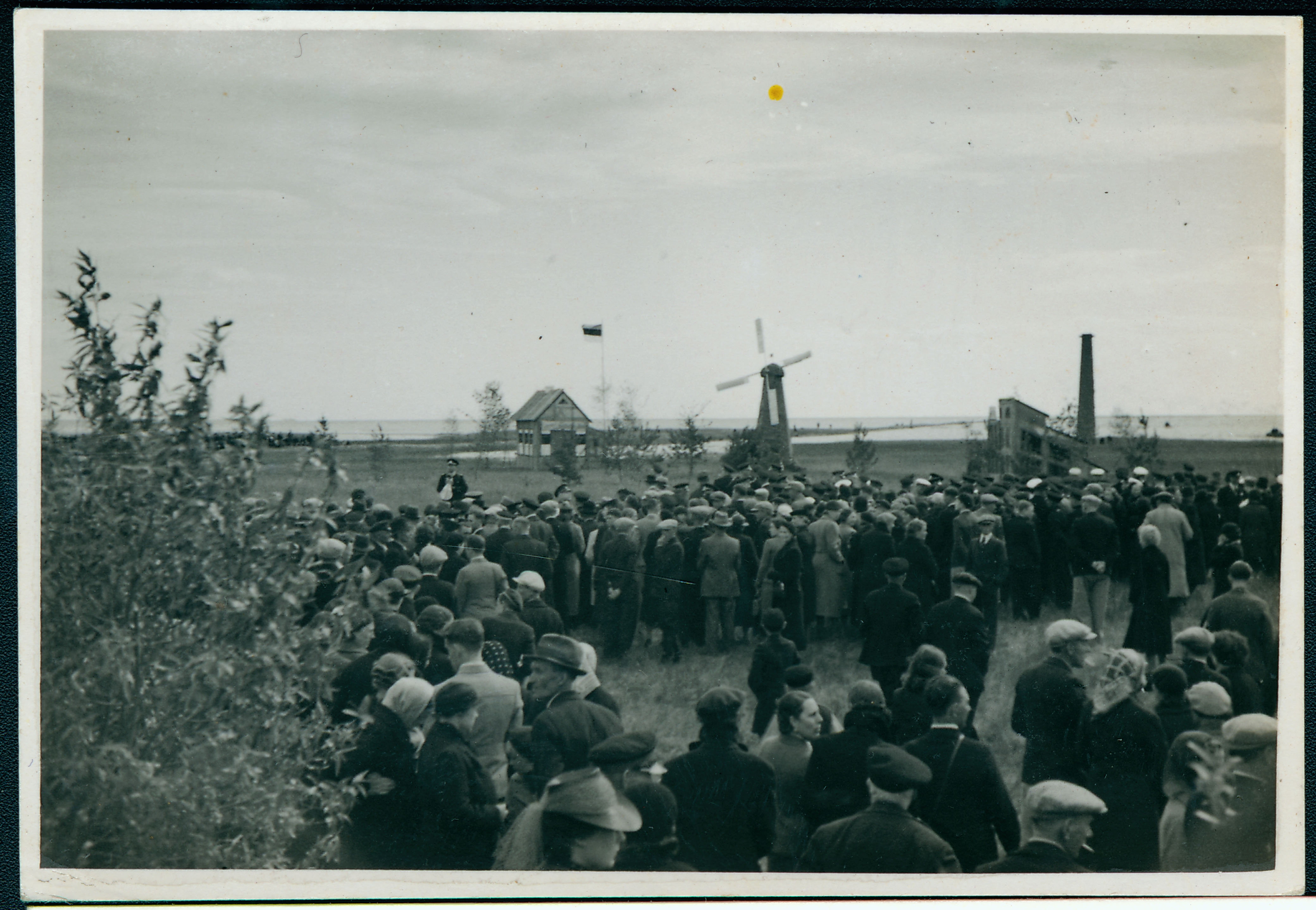 Tuletõrjeõppus mere ääres, enne harjutuse algust