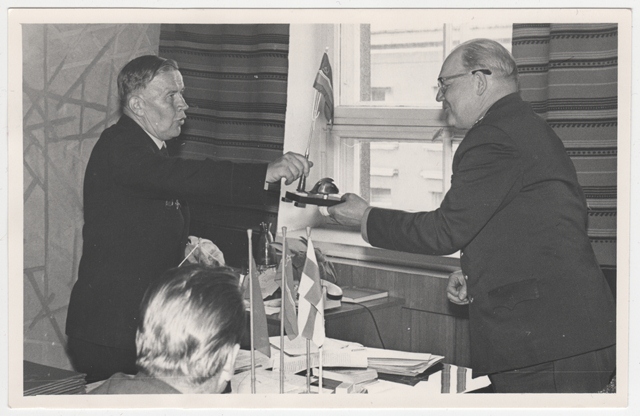 EVVTÜ vimpli üleandmine Jaan Vaarmannile