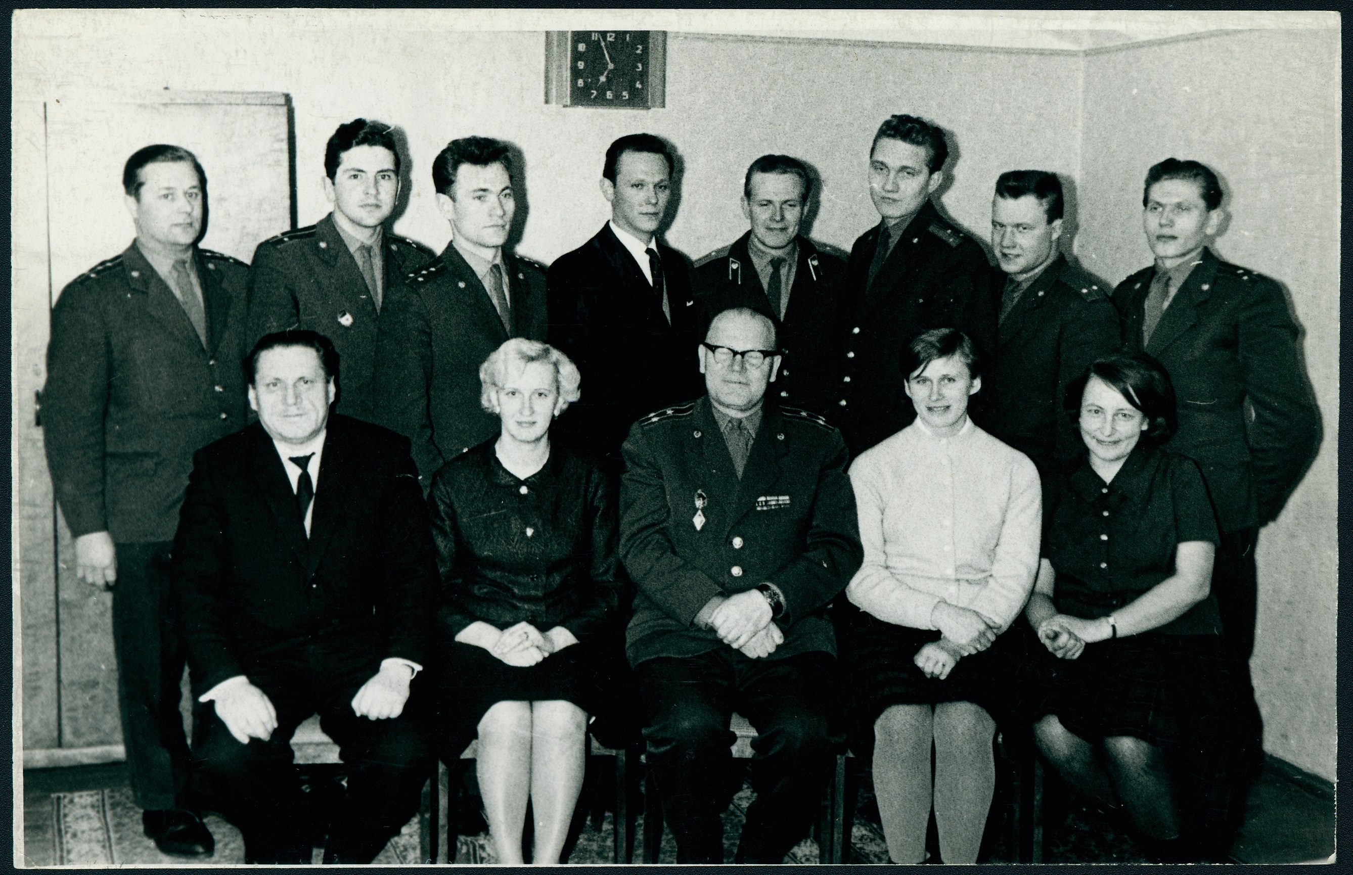Sõjaväestatud tuletõrje kommunistlikud noored ja Eesti NSV SM Tuletõrje Valitsuse juhtkonna esindajad