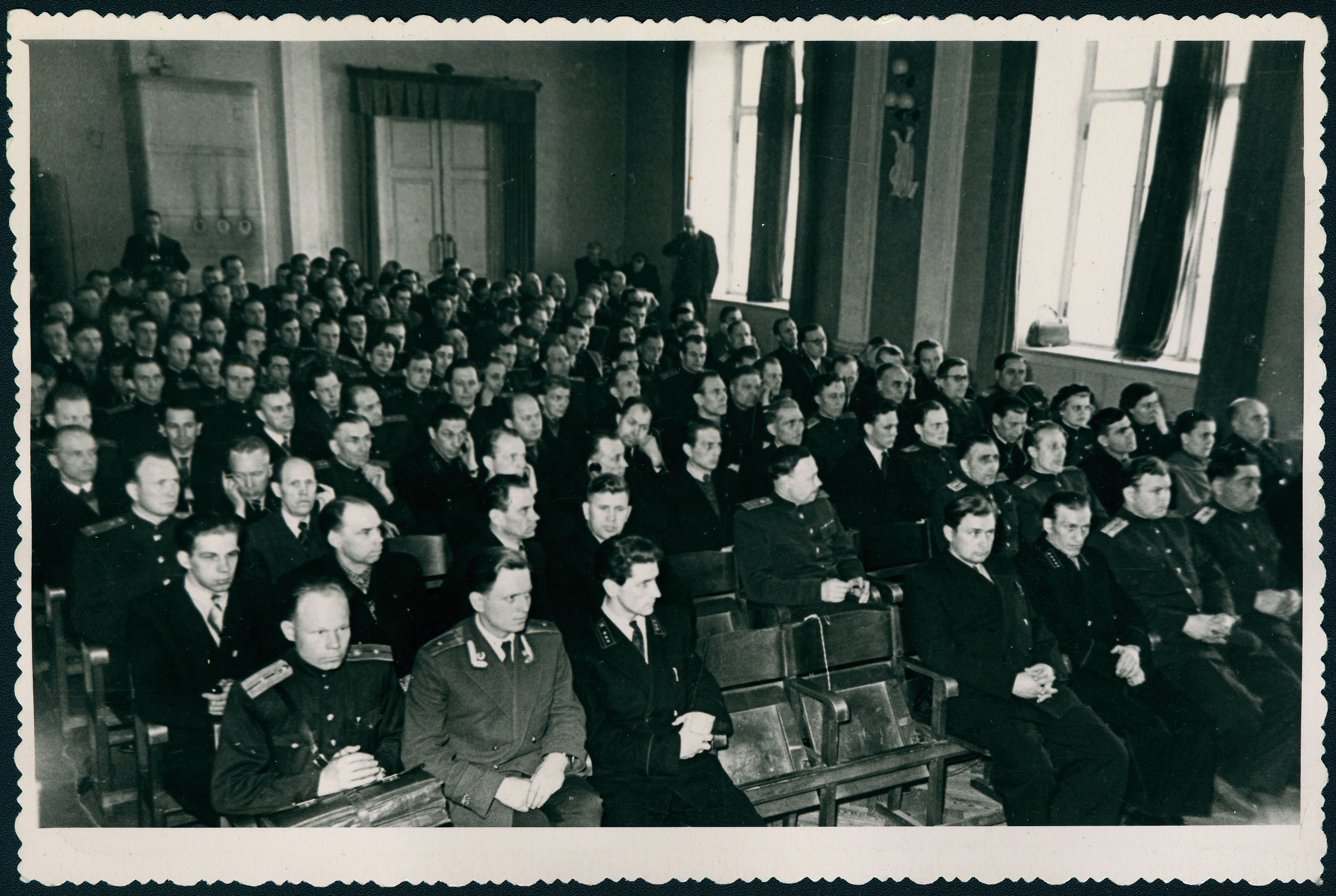 Vaade saali vabariigi tuletõrjetöötajate nõupidamisel