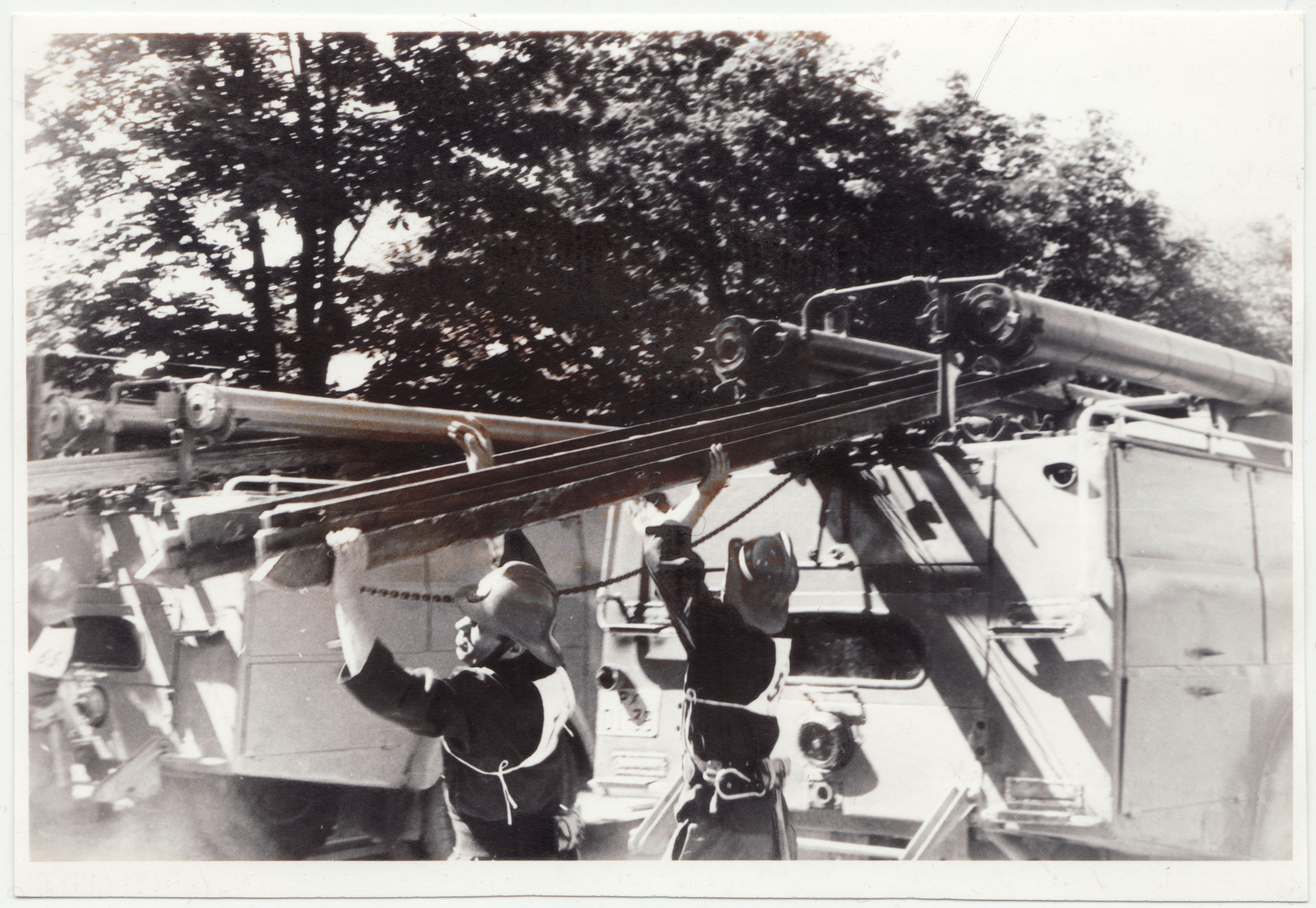 Balti liiduvabariikide II-tuletõrjevõistlused: tõmberedeli võtmine autolt, 1962.a.