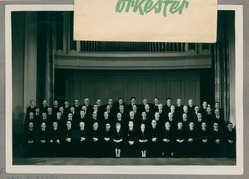 Tallinna VTÜ orkester oma 80 aastapäeval