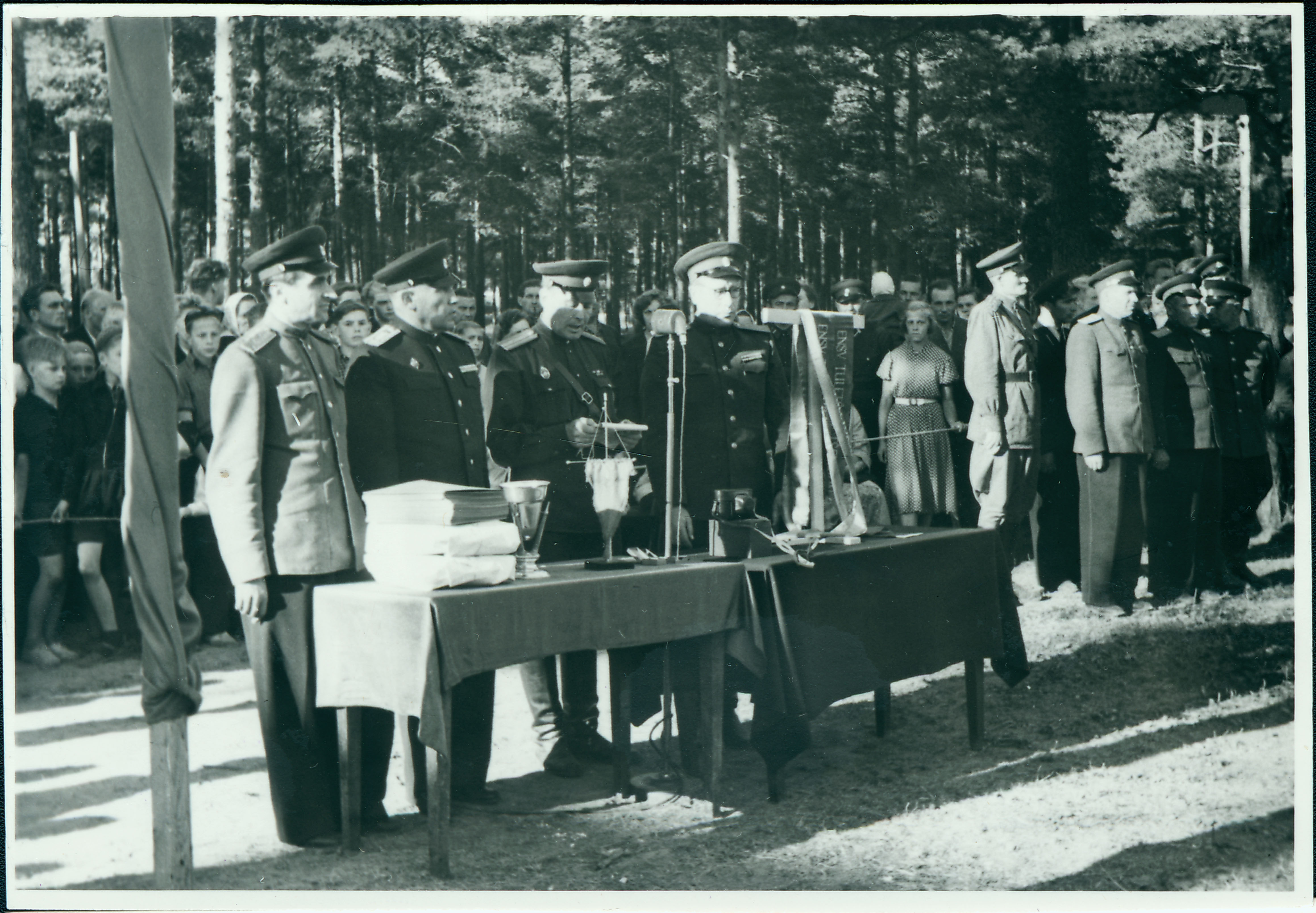 Tallinna, Tartu ja Pärnu kutseliste tuletõrjeüksuste tuletõrjespordivõistlustel: võistluste lõpetamine, 1958.a.