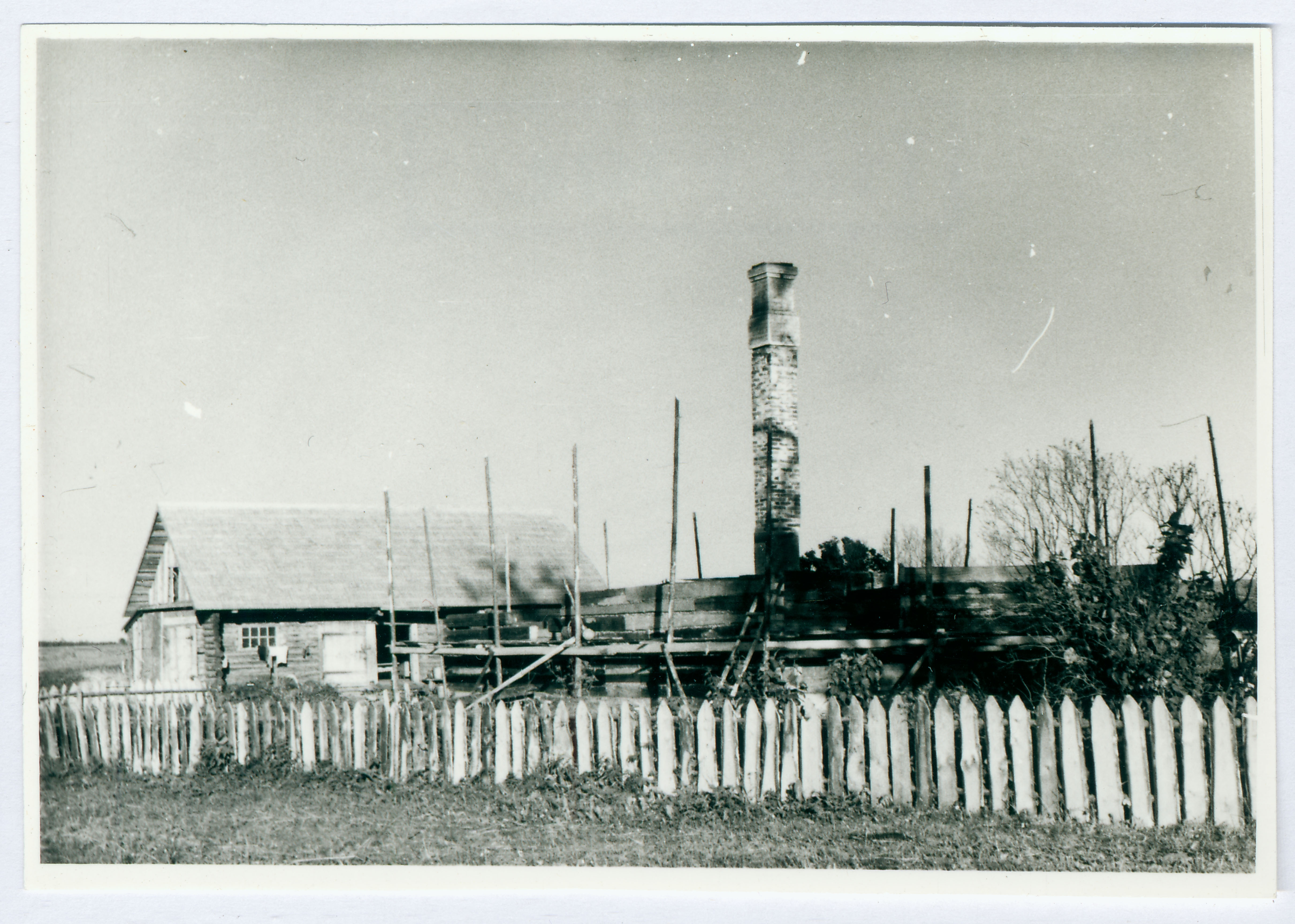 Tulekahju koht Randla külas, elumaja ahervare 1959