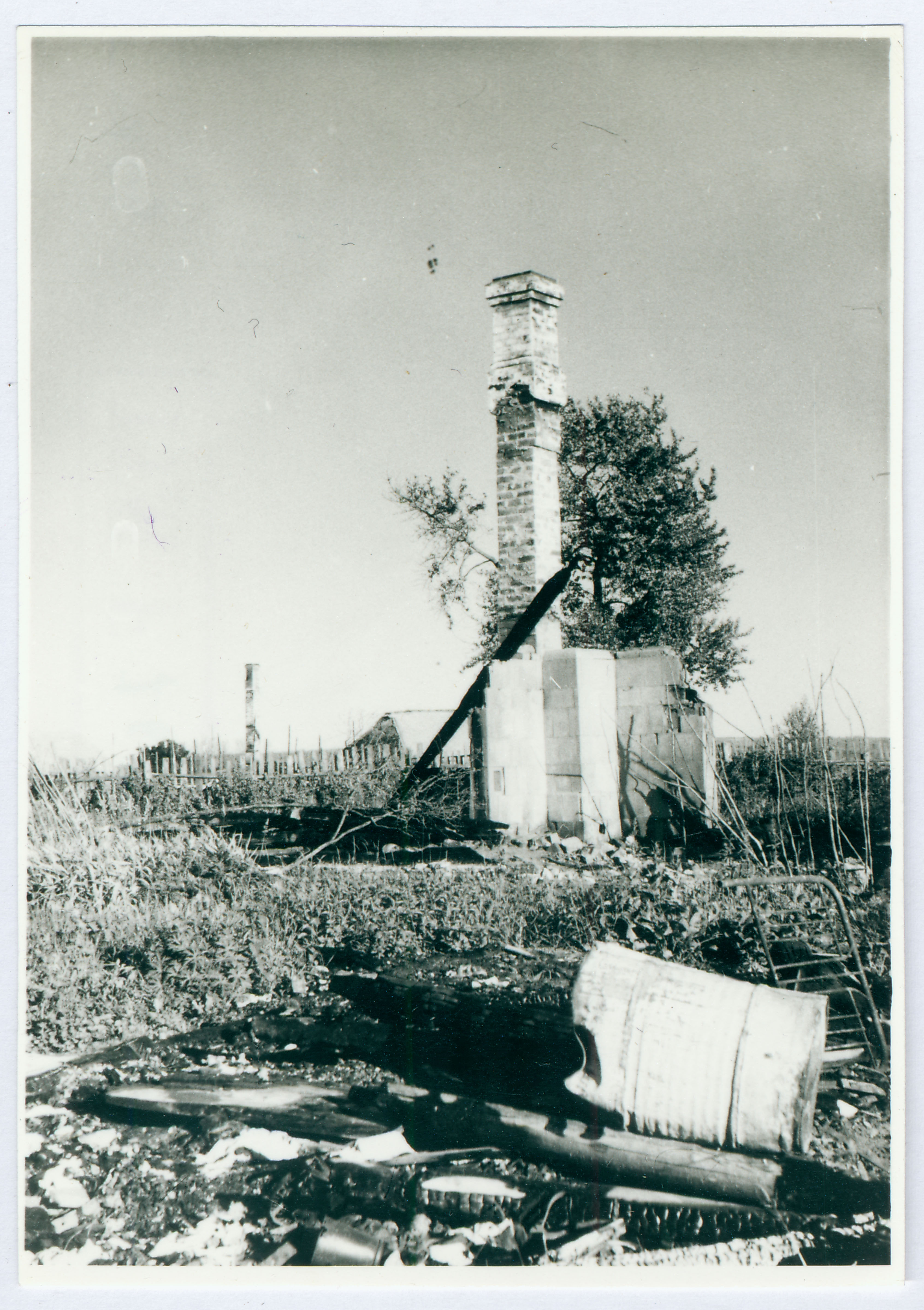Tulekahju koht Randla külas, elumaja ahervare 1959
