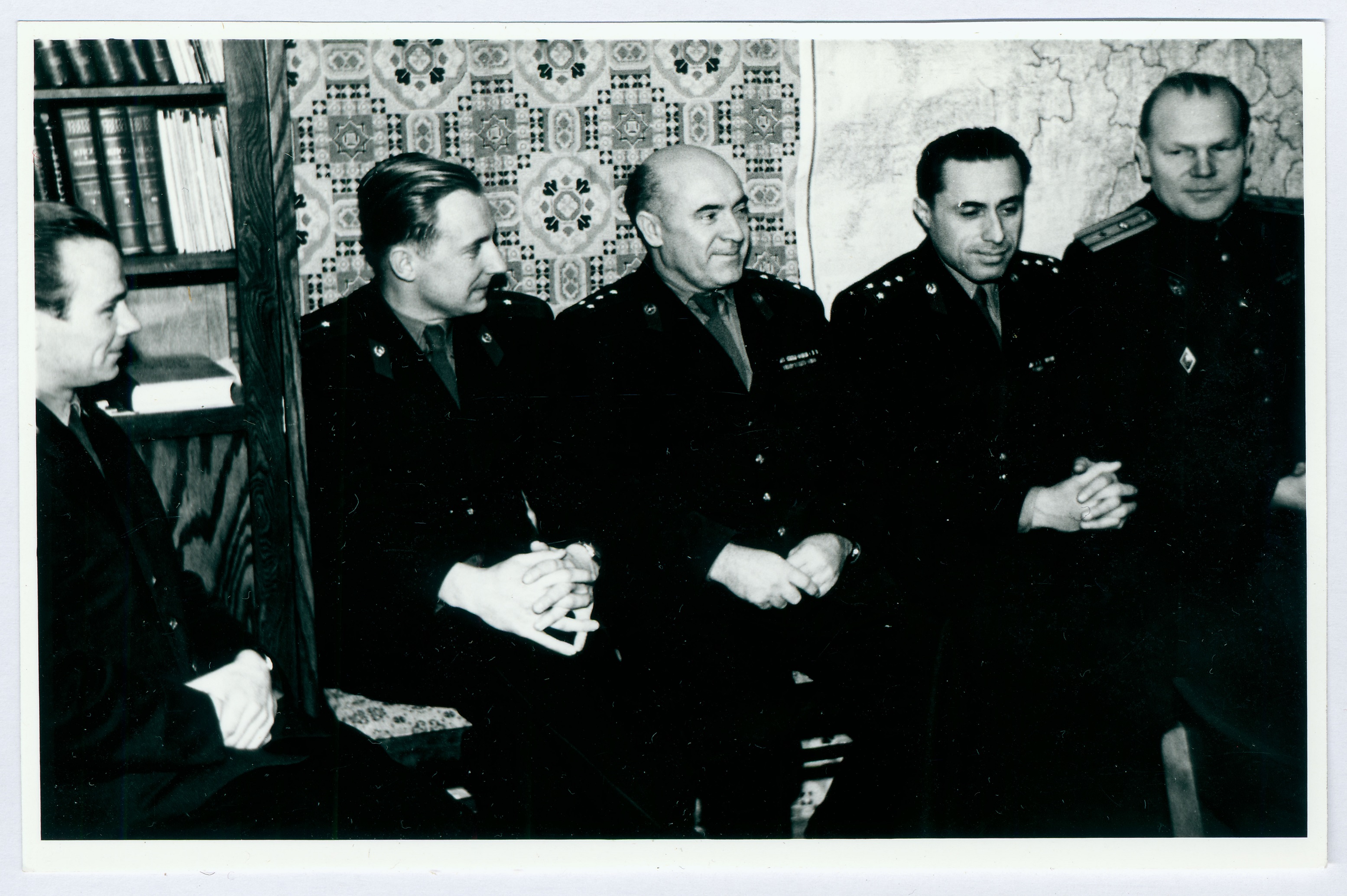 Juhan Nõmme austamisest osavõtnud kaastöötajaid 
1960