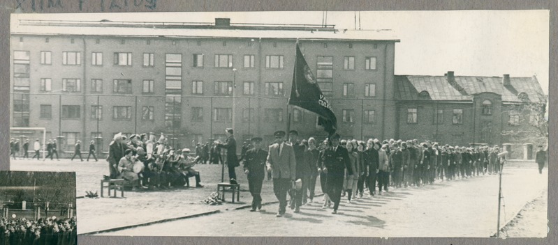 Tallinna koolinoorte tuletõrjevõistluse avadefilee.