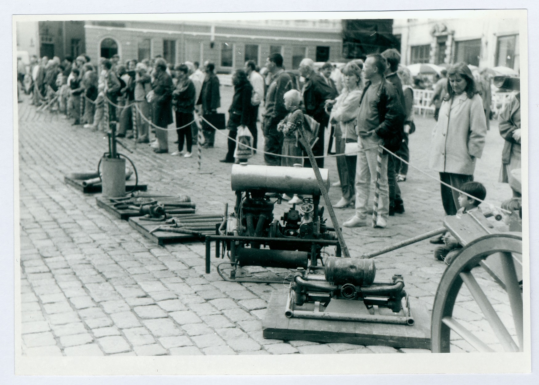Tuletõrje demonstratsioon ja näitus. 1994.