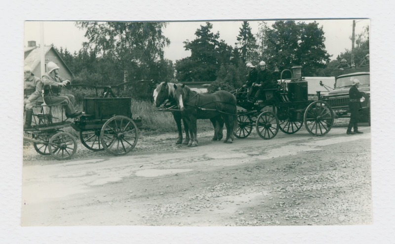 Rakvere TÜ 100 aastapäeva tähistamine, endisaegse tuletõrjetehnika voor
