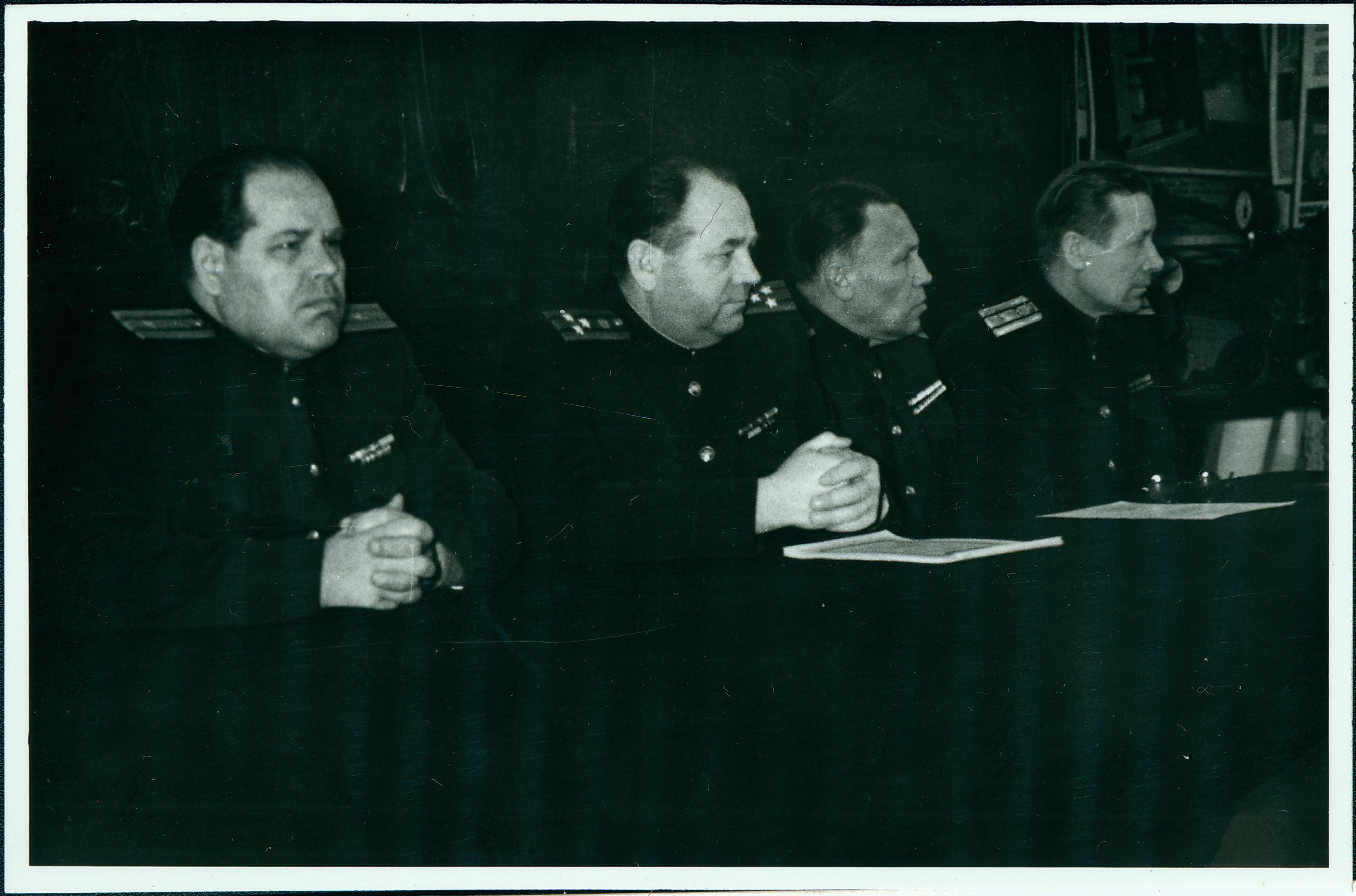 Rajoonide tuletõrjeinspektorite seminari lõpetamine: Tuletõrje Valitsuse juhtkond presiidiumis, 1958.a.