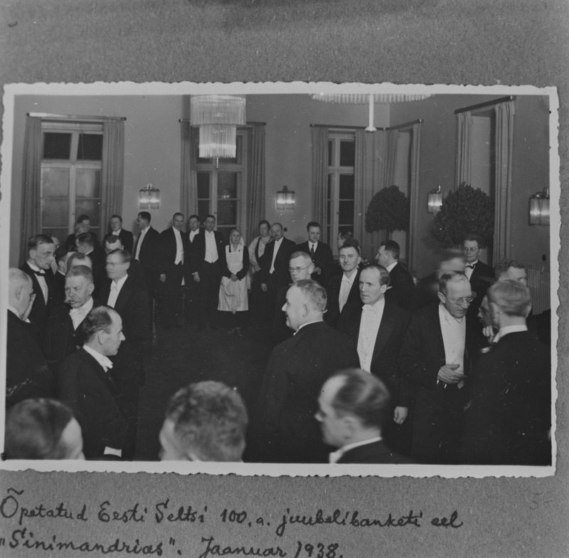 Õpetatud Eesti Seltsi 100. aasta juubeli banketi eel Sinimandrias jaanuaris 1938