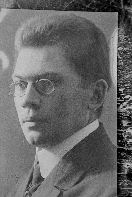 Friedebert Tuglas, umbes 1920