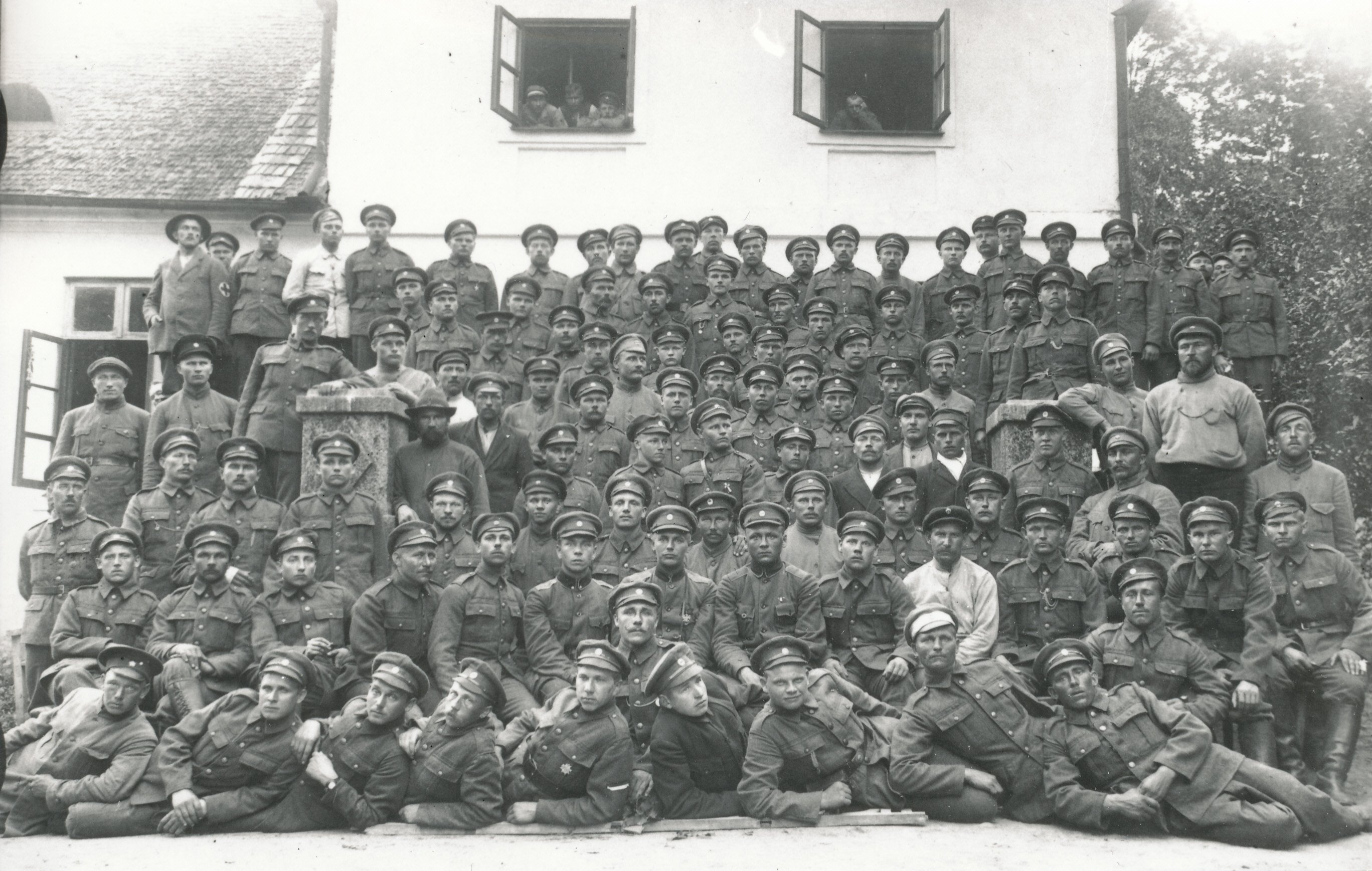 Foto. 2. jalaväepolgu 3 või 4. rood 1919.a. Jaan Niiluse foto.