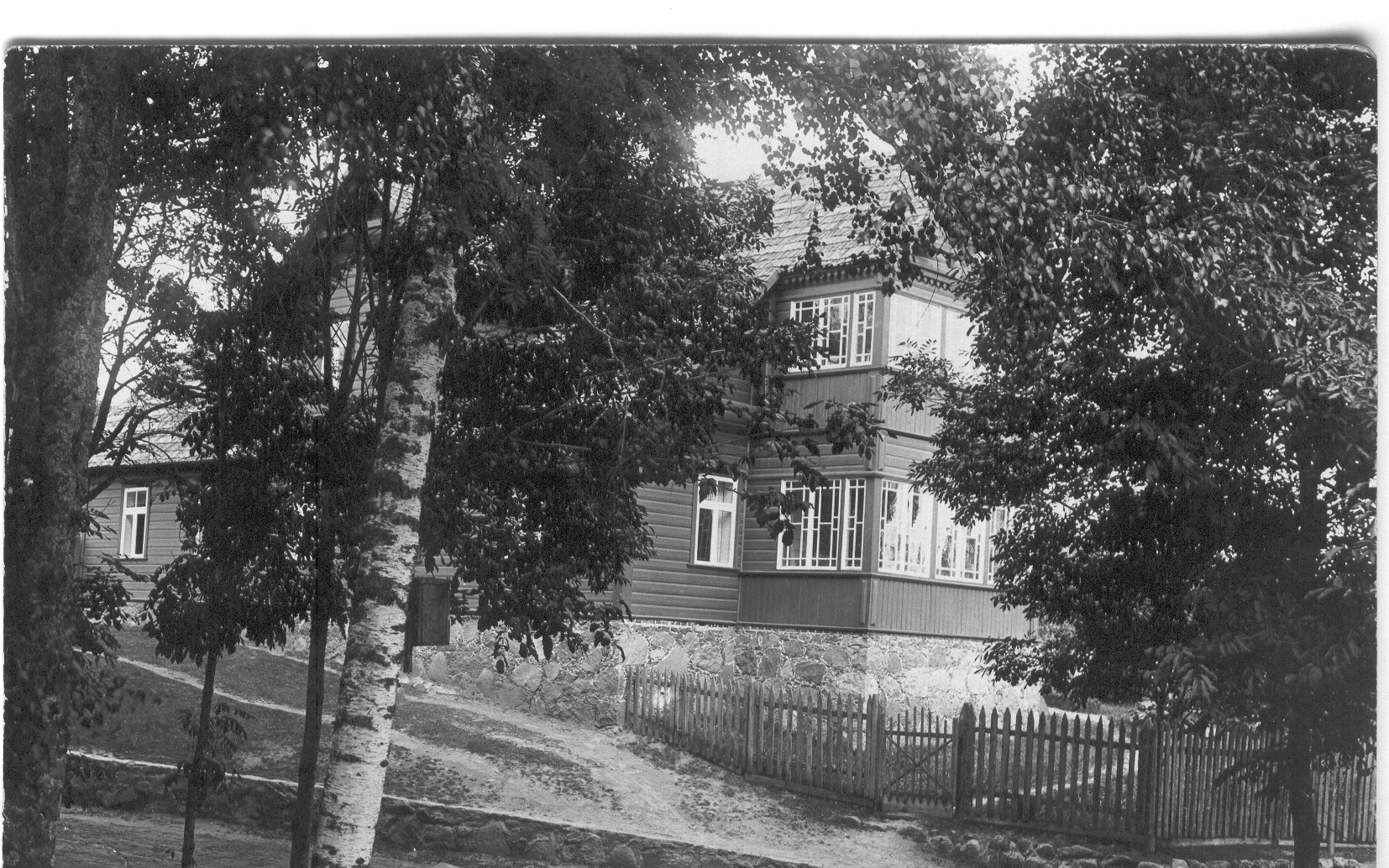 Foto. Orelimeister Jakob Kriisa  elumaja Meelaku külas Haanja vallas 1927.a.