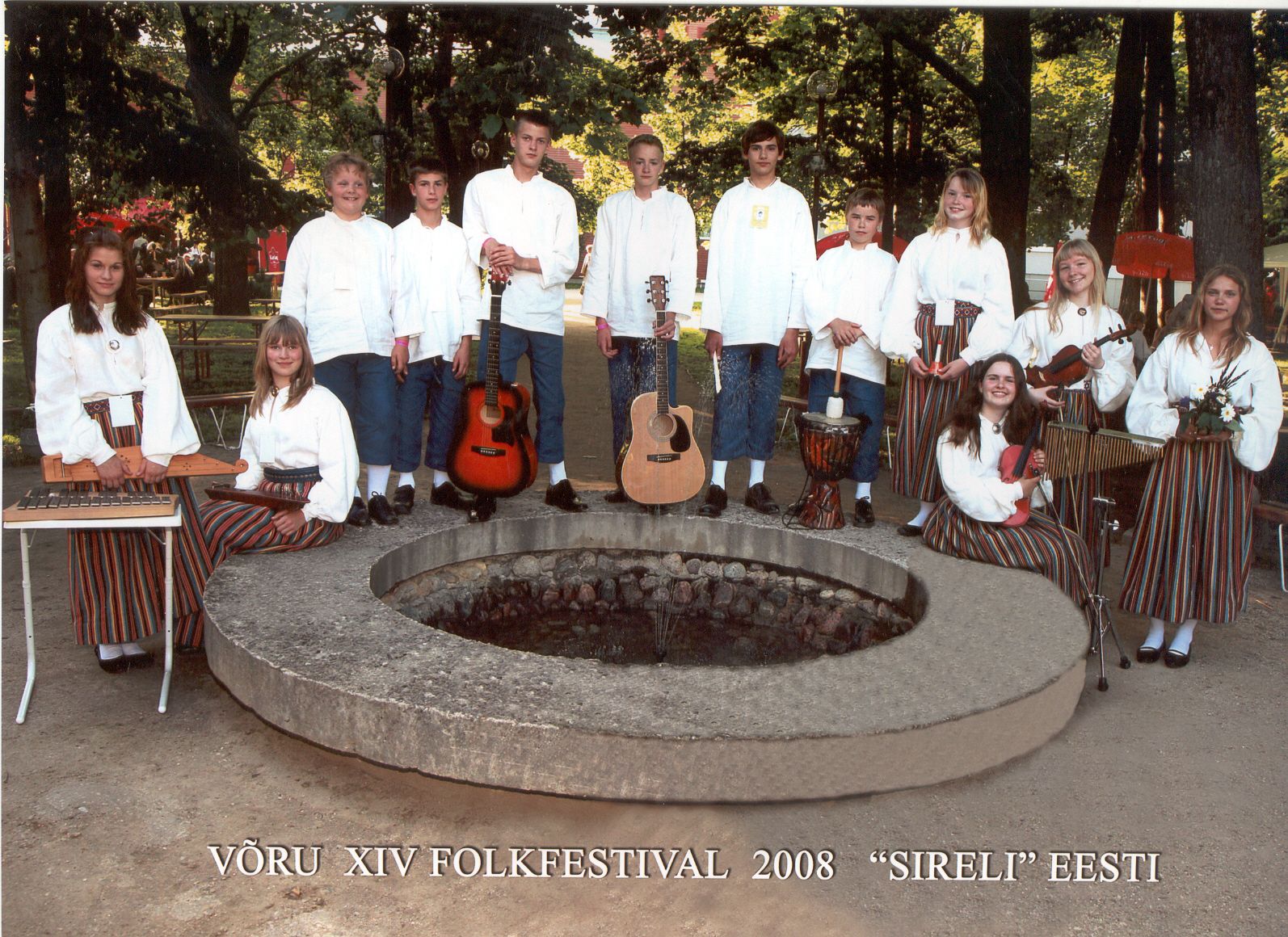 Foto "Võru XIV Folkfestival 2008"Sireli" Eesti"