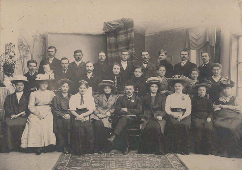 Foto. Võru "Kandle" Seltsi segakoor aastail 1910 -1912.