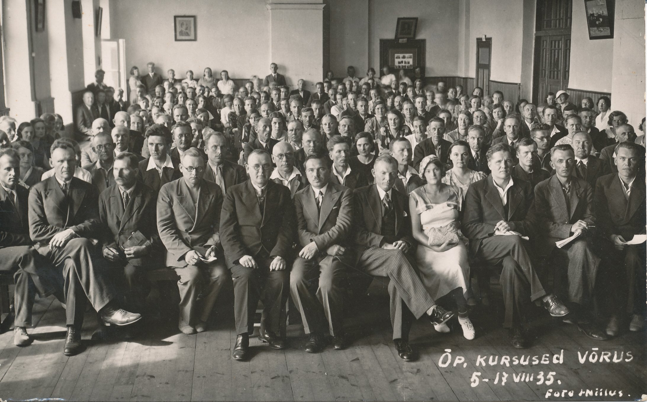 Foto. Õpetajate suvekursused Võrus 5.- 17. august 1935.a. Jaan Niiluse foto.