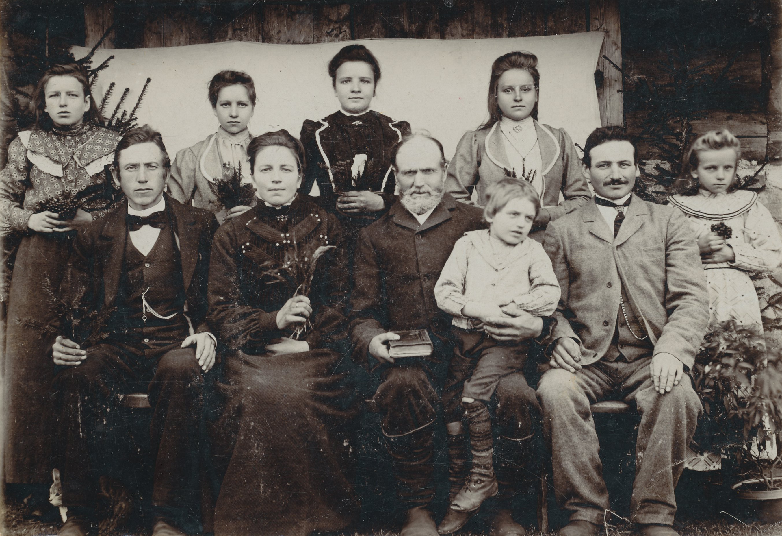 Foto.Viitina valla Muduri talu perepilt 20. sajandi algusaastaist.