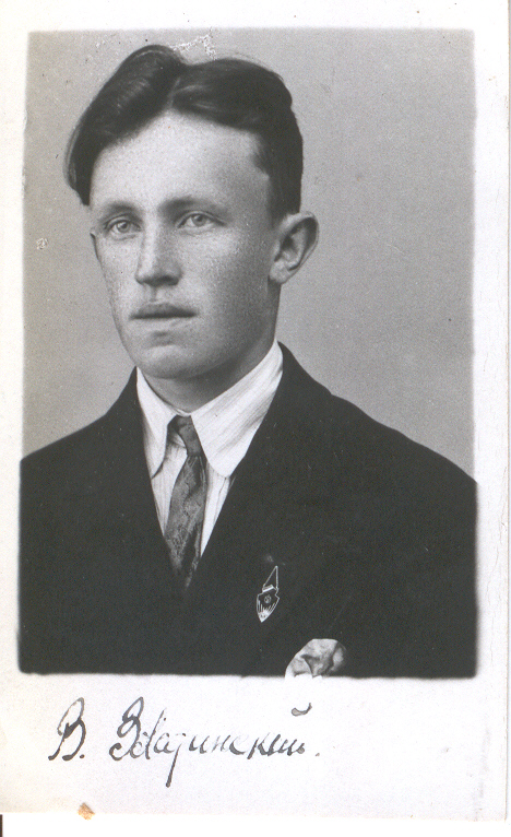 Fotoalbum. Foto Võru Õpetajate Seminari vilistlane Valentin Zlatinski 7.septembril 1930.a.