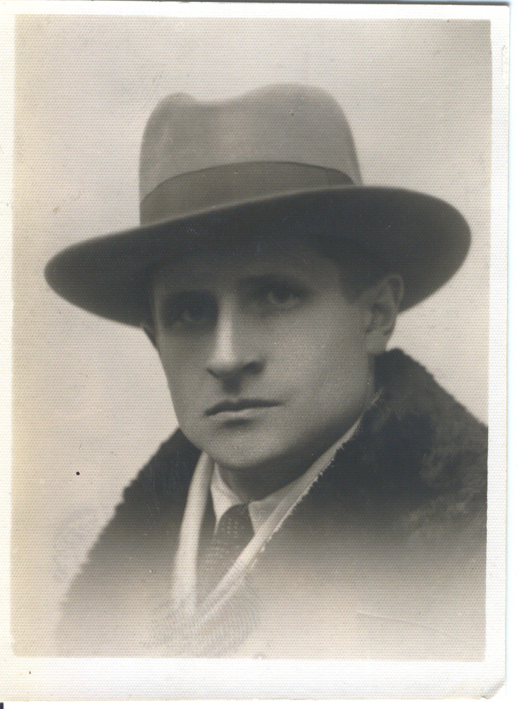 Fotoalbum. Foto Võru Õpetajate Seminari vilistlane Karl Laane 6.aprillil 1933.a.