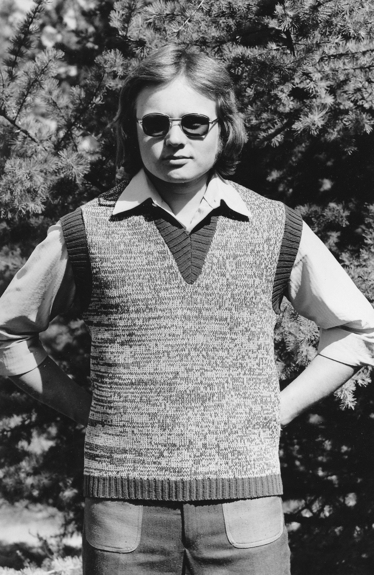 Foto. Rahvatööndusettevõtte "Kodu" Võru jaoskonna 1977.a. toodetav meeste vesti  mudel nr.M - 62 (toodeti 1200 tk)