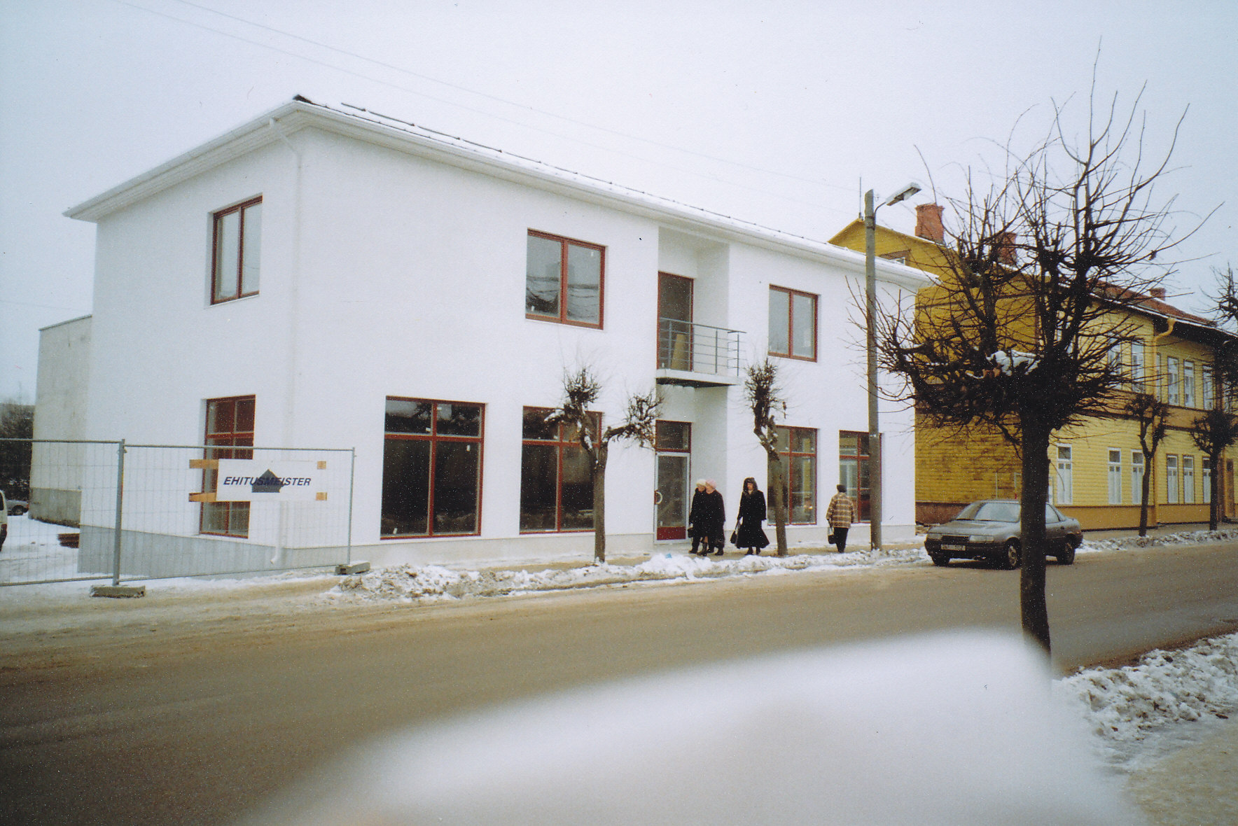 Foto. Uue kaubakeskuse ehitus Võrus Jüri t. 37 , 11.jaanuaril 2006.a.