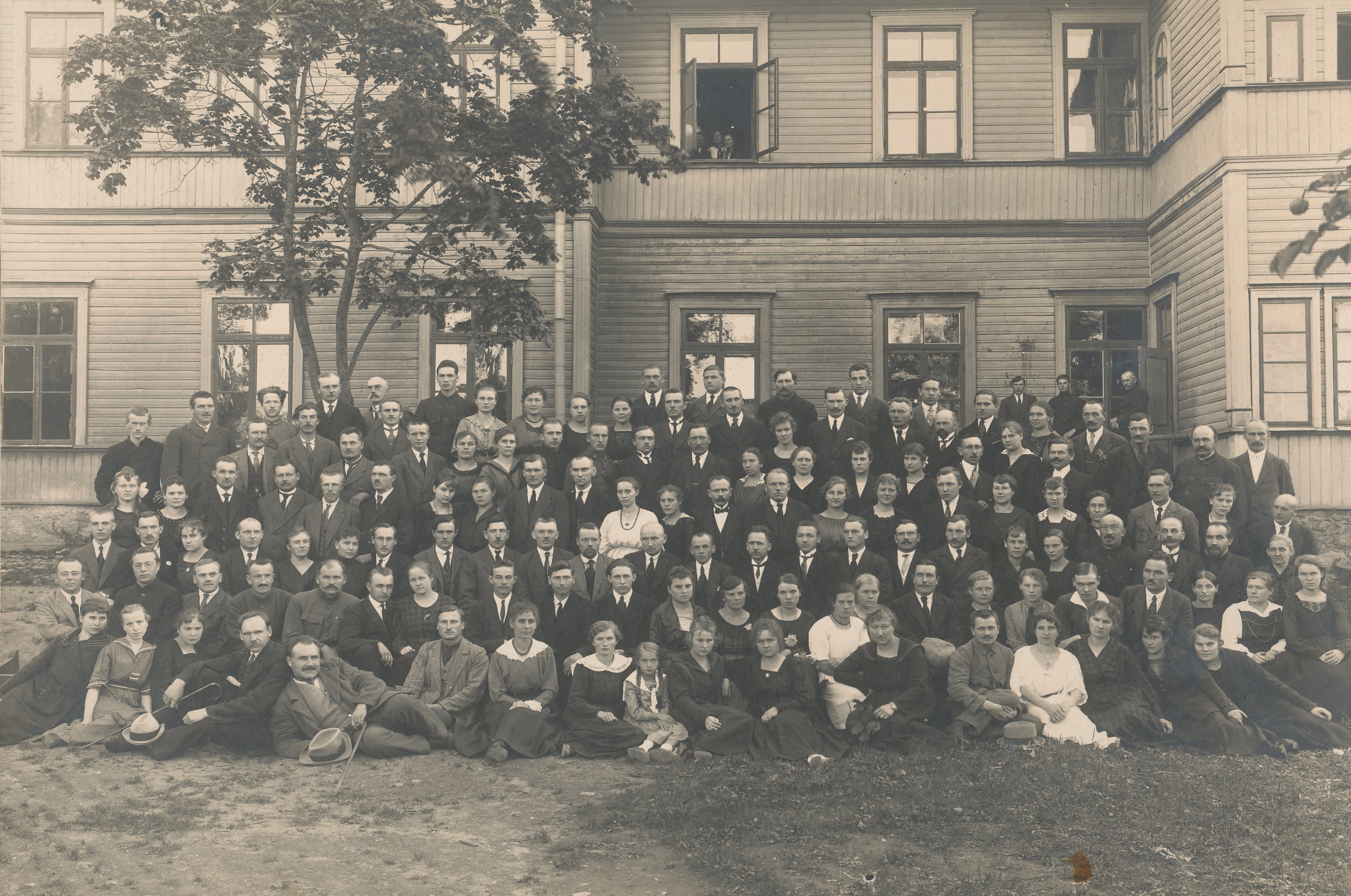 Foto. III Eesti õpetajate suvekursus Võrus 27.juunist - 3.septembrini  1921.a.