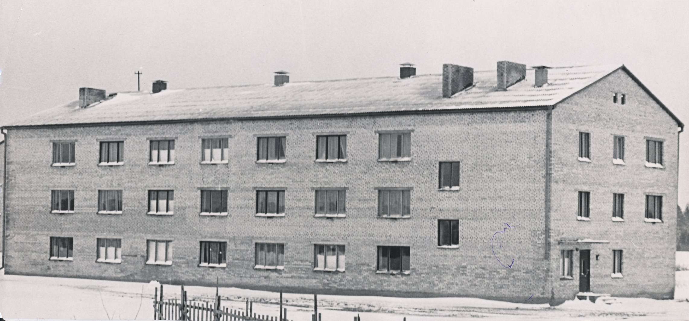 Foto. Väimela NST ühiselamu nr. 3  1963.aastal.