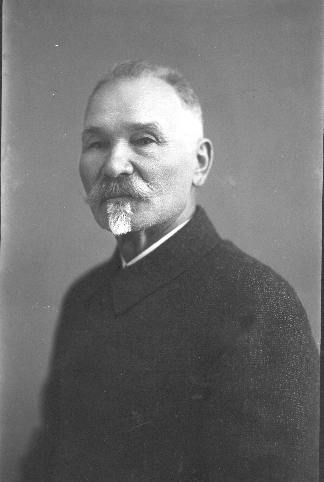 Foto. Zernask, Hendrik - Võrumaa maavolikogu liige 1929- 1933.a.